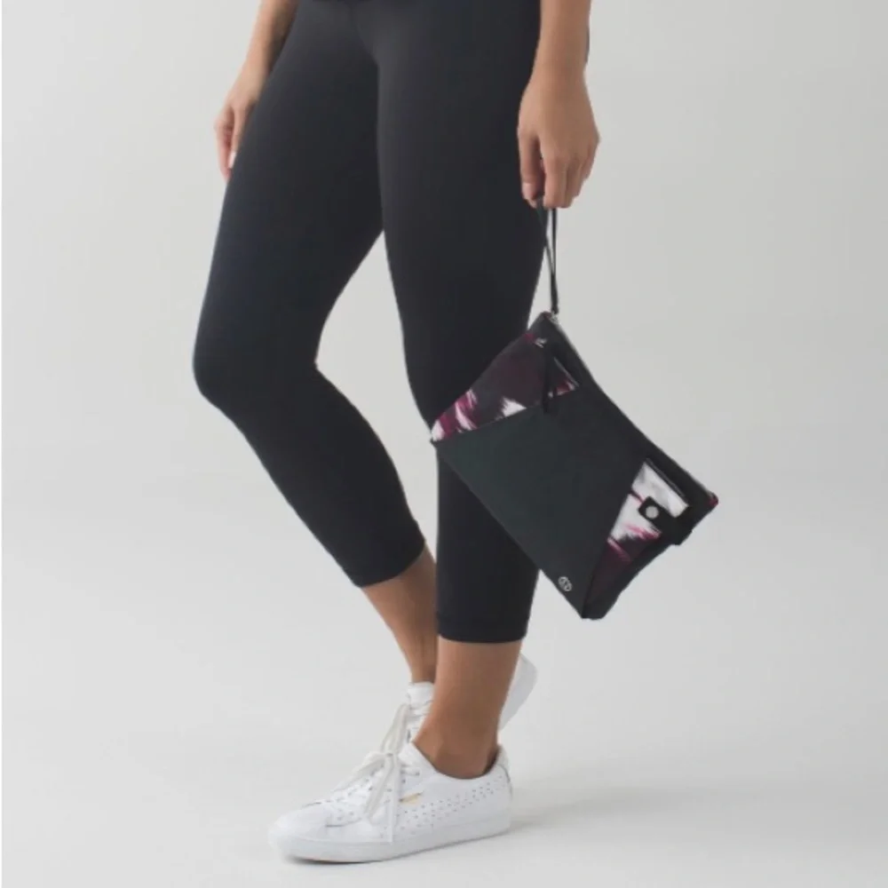 Lululemon In The Present Pouch Bag 2-in1